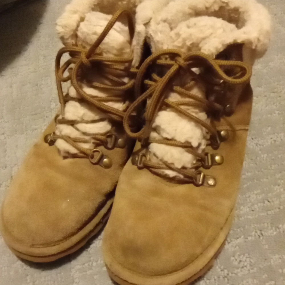 BEARPAW Marie Genuine Sheepskin Boots, 7M